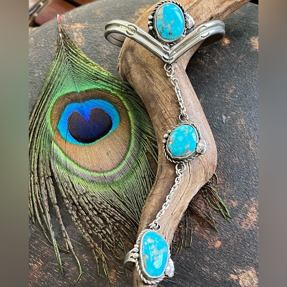 Vintage Kingman Turquoise and sterling Silver Slave Bracelet